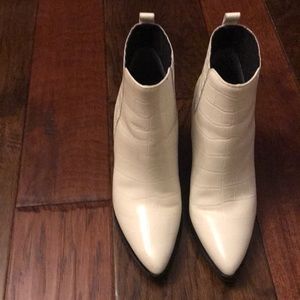 Comfy Marc Fisher Ltd boots